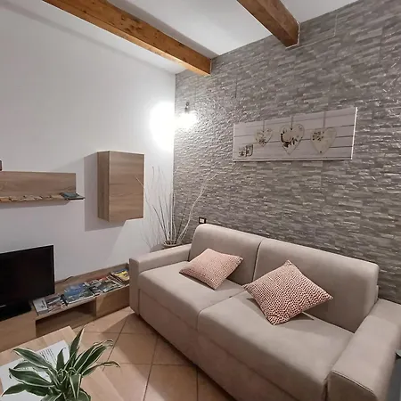 Apartament La Dependance Di Andreina *